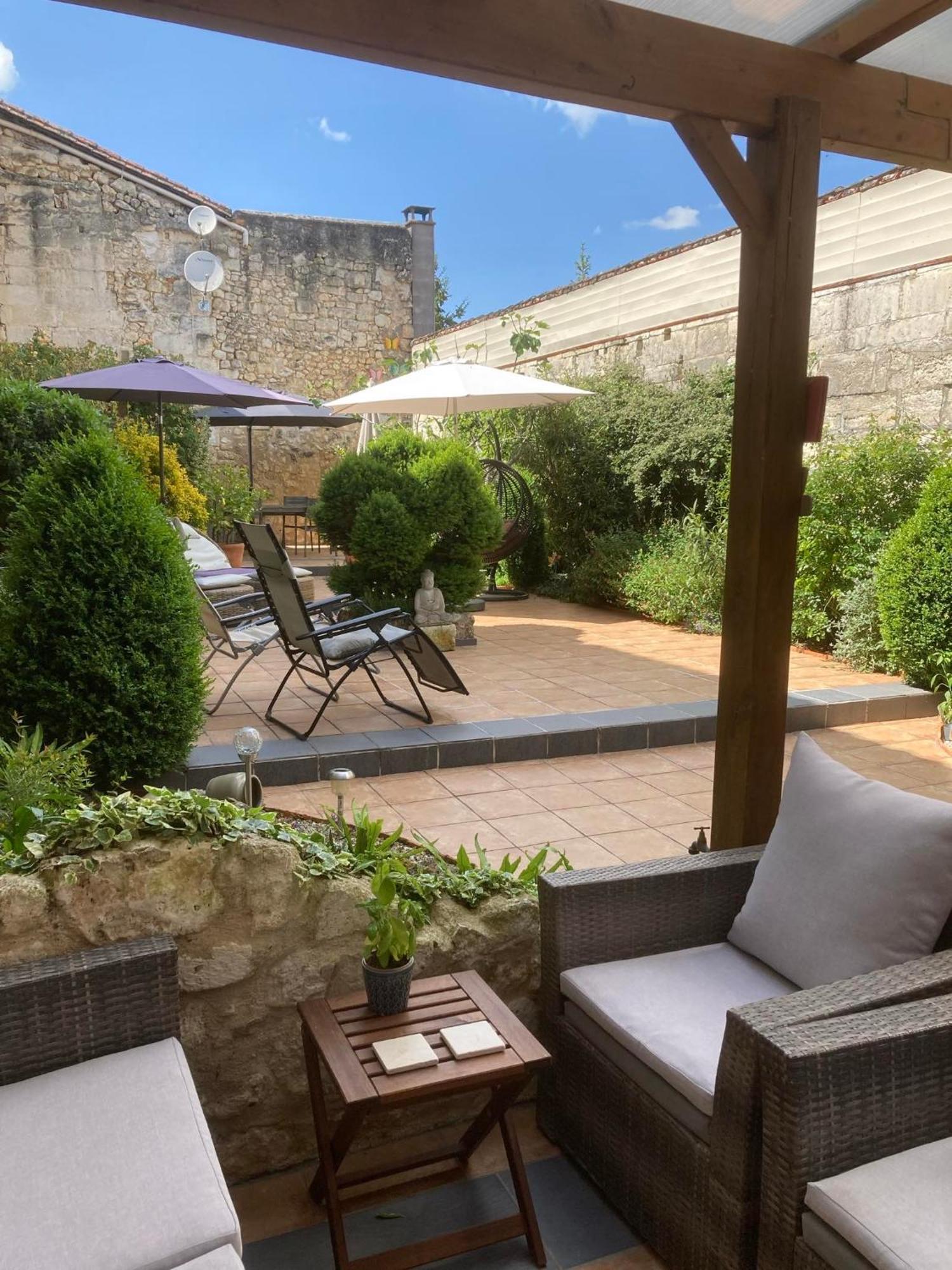 Le Patio Chambres Et Tables D'Hotes La Tour-Blanche Kültér fotó